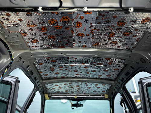 Виброизоляция крыши Ниссан Террано