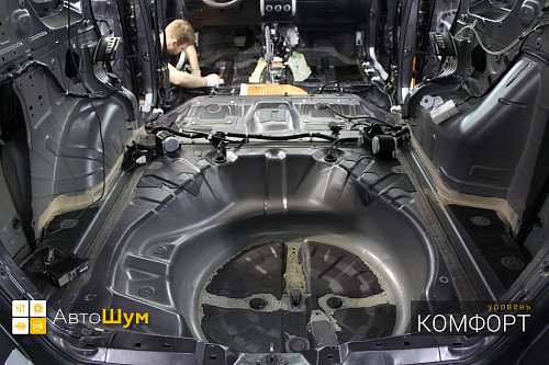 Заводская шумоизоляция багажника Ниссан Х Трейл Т31