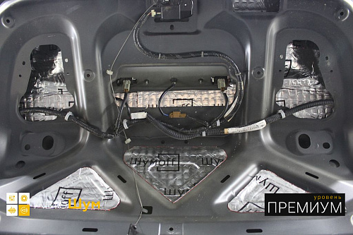 Виброизоляция пятой двери Ниссан Теана