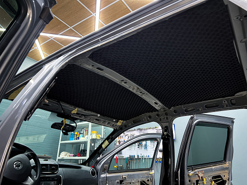 Шумоизоляция крыши Ниссан Террано