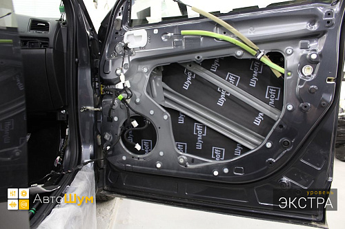 Звукоизоляция дверей Мазды СХ-5