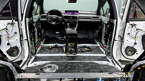 Шумоизоляция пола Лексус РХ