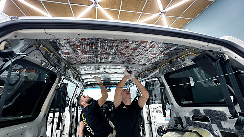 Виброизоляция крыши Митсубиси Паджеро