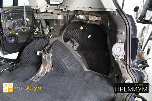 Шумоизоляция арок Митсубиси Аутледер ХЛ.