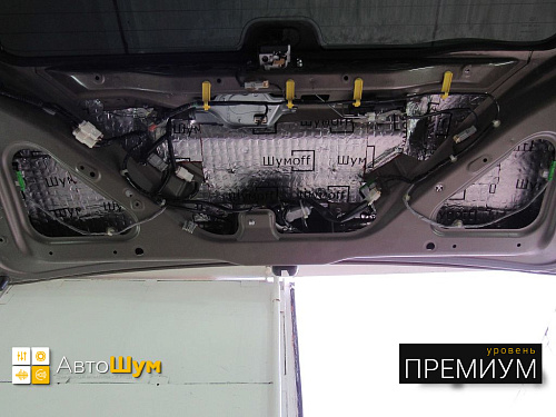 Виброизоляция пятой двери хонда пилот.