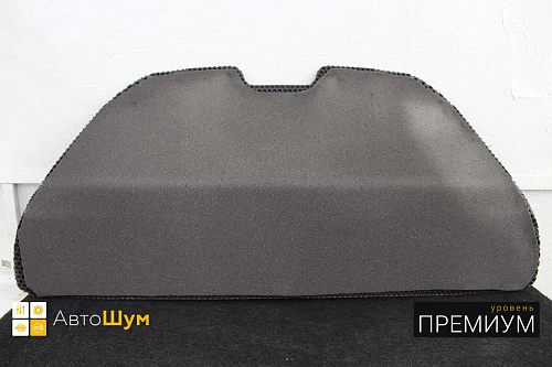 еим обшивку пятой двери Тойоты Королла Е150Кл