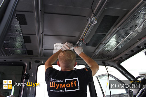 Клеим Шумофф М2 на крышу УАЗ Патриот.