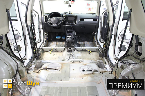 Штатная шумоизоляция днища Митсубиси Аутледер