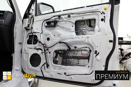 Виброизоляция дверей Митсубиси Паджеро