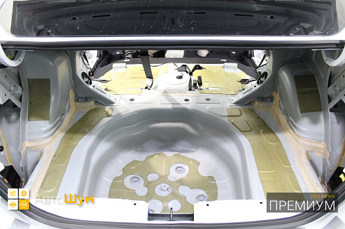 Штатная шумоизоляция багажника Джили Эмгранд