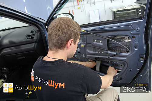 Клеим Шумофф Комфорт 6 внутрь двери Киа Рио