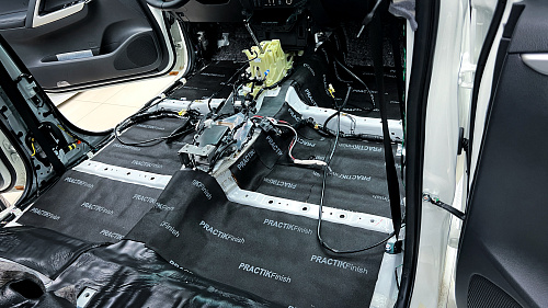 Шумоизоляция Мицубиси Монтеро