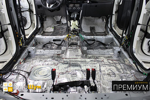 Виброизоляция пола Мазды Сх 5.