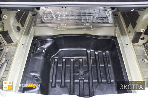 Штатная шумоизоляция багажника Фольксваген Пассат