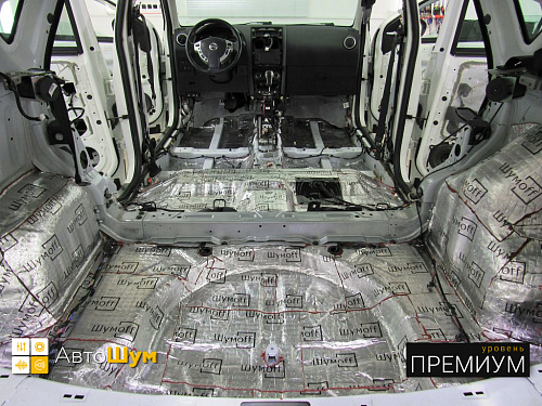 Шумофф Black Joker в багажник Ниссан Кашкай.