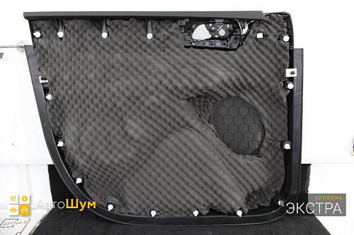 Шумоизоляция дверной обшивки Джип Гранд Чероки