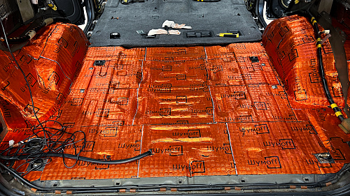 Виброизоляция багажника Тойота Ленд Крузер Прадо 120