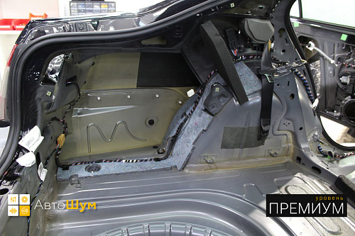 Штатная шумоизоляция арок Шкода Октавия