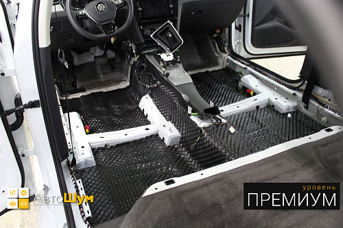 Шумо и теплоизоляция пола Фольксваген Пассат.