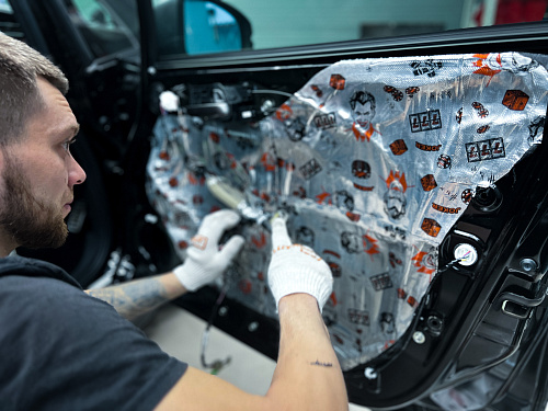 Виброизоляция дверей Хонда Фит