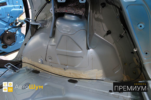 Заводская виброизоляция на арках Рено Каптюр