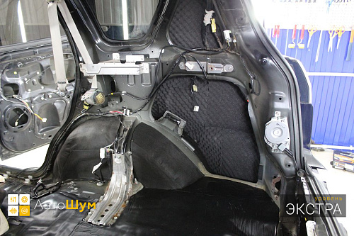 Звукоизоляция арок Митсубиси Аутледер ХЛ