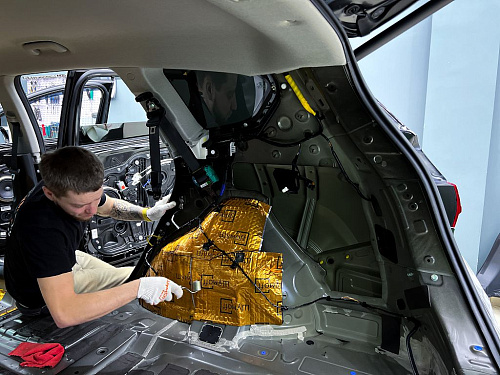 Виброизоляция багажника Хёндай Санте Фе