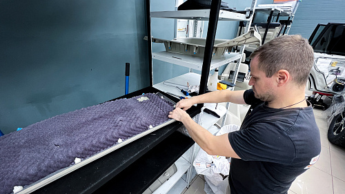 Шумоизоляция дверной обшивки Митсубиси Паджеро