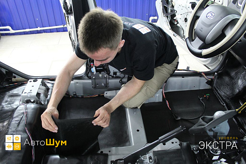 Клеим Практик Финиш на днище Датсун Он До