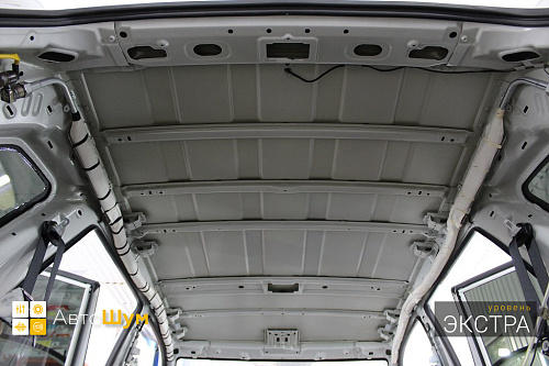 Штатная шумоизоляция крыши Сузуки Гранд Витары