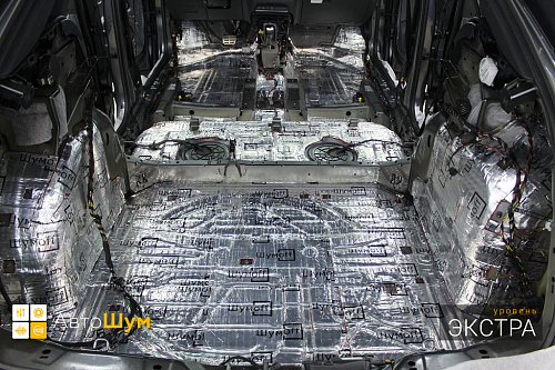 Виброизоляция багажника Ауди Ку3