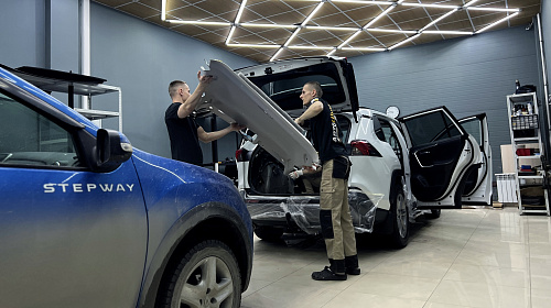 Разбор крыши Renault Sandero (Рено Сандеро)