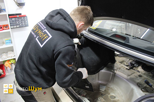 Разбираем багажник Хендай Элантра