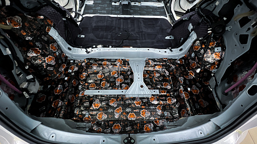 Виброизоляция багажника Лексус НХ