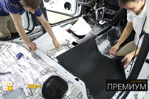 Клеим Шумофф Комфорт 6на пол Фольксваген Пассат.