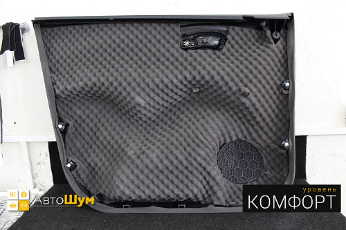 Шумоизоляция дверной обшивки Рено Каптюр