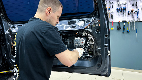 Виброизоляция дверей Тойота Ленд Крузер Прадо 120