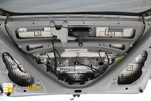 Виброизоляция крышки багажника Хонда Стэпвэгон