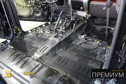 Штатная шумоизоляция днища Прадо