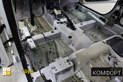 Штатная шумоизоляция пола лады калины