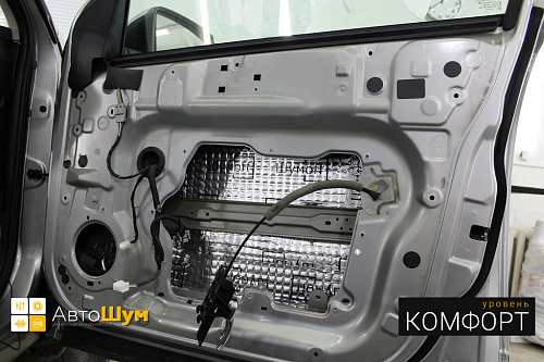 Виброизоляция дверей Ниссан Кашкай.