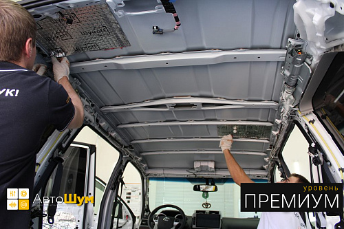 Клеим Шумофф Joker на крышу Тойоты Ленд Крузер Прадо 150.