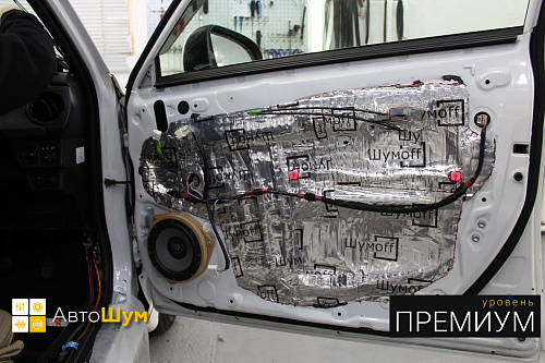 Шумоизоляция дверей Тойота Филдер