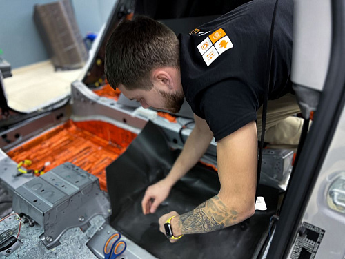 Теплоизоляция пола Тойота Камри