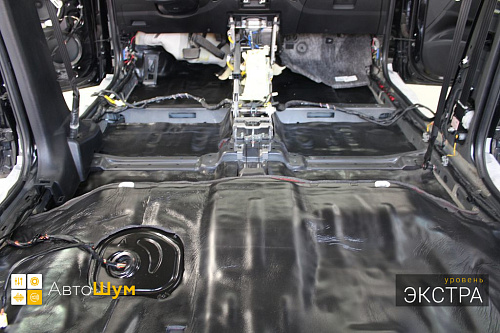 Шумоизоляция днища Хендай Икс35
