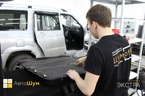 Оклеиваем шумопоглотителем обшивку двери УАЗ Патриот