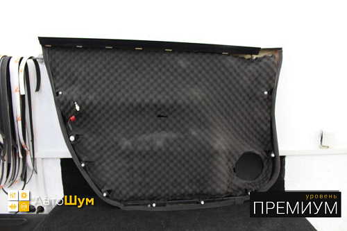 Шумоизоляция дверной обшивки