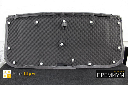 Шумоизоляция обшивки пятой двери Ниссан Ноут