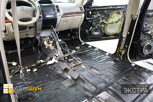 Шумоизоляция пола Тойоты Ленд Крузер Прадо 120