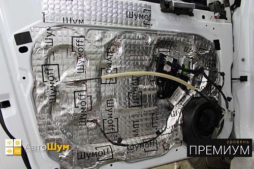 Шумоизоляция двери Форд Куга.